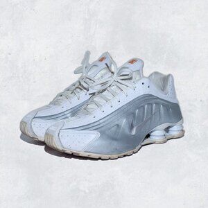 Nike Shox R4 Silver - Men size 10 Uk9 US10 EU44 - Used No Box